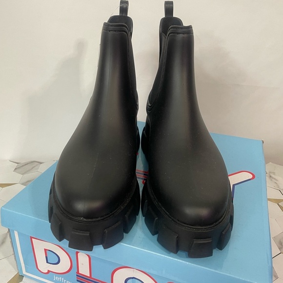 NIB W10 Jeffrey Campbell Pleu Black Matte Chunky Platform Chelsea Ankle Boots - Picture 2 of 12